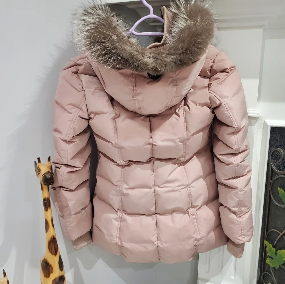 MACKAGE Soft Pink Adali Silver Fox Fur Signature Collar Down Coat - Picture 13 of 16